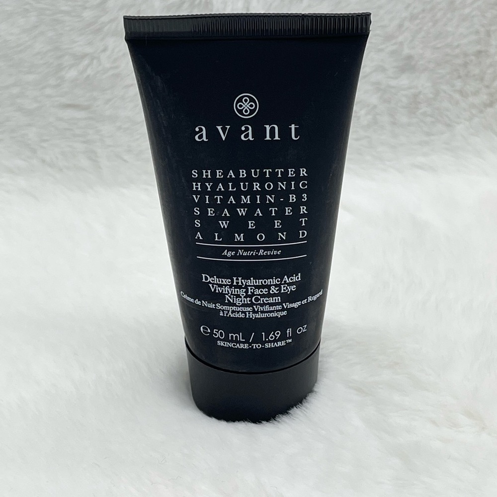 Avant sheabutter and almond moisturizer for face and eyes